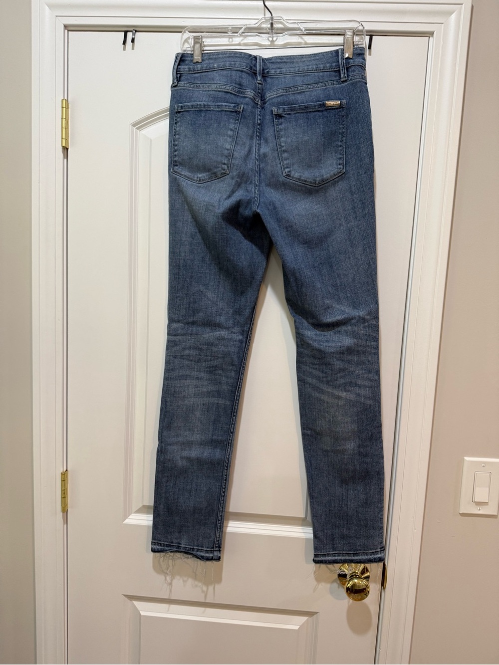 White House Black Market Washed Blue Skinny Jeans with Knee Rips - Picture 2 of 5